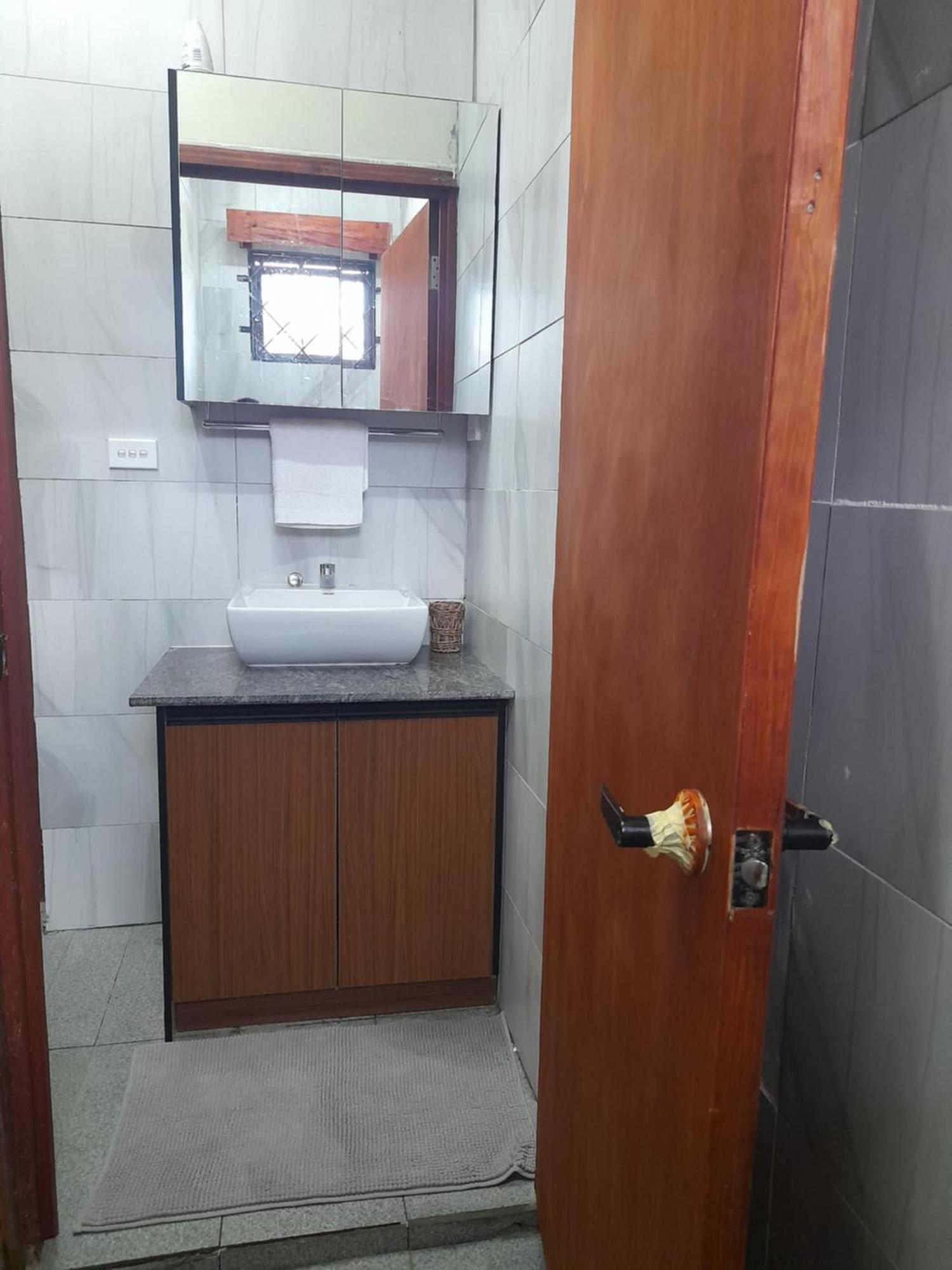 Elizabeth Accomodation-your Away From Suva